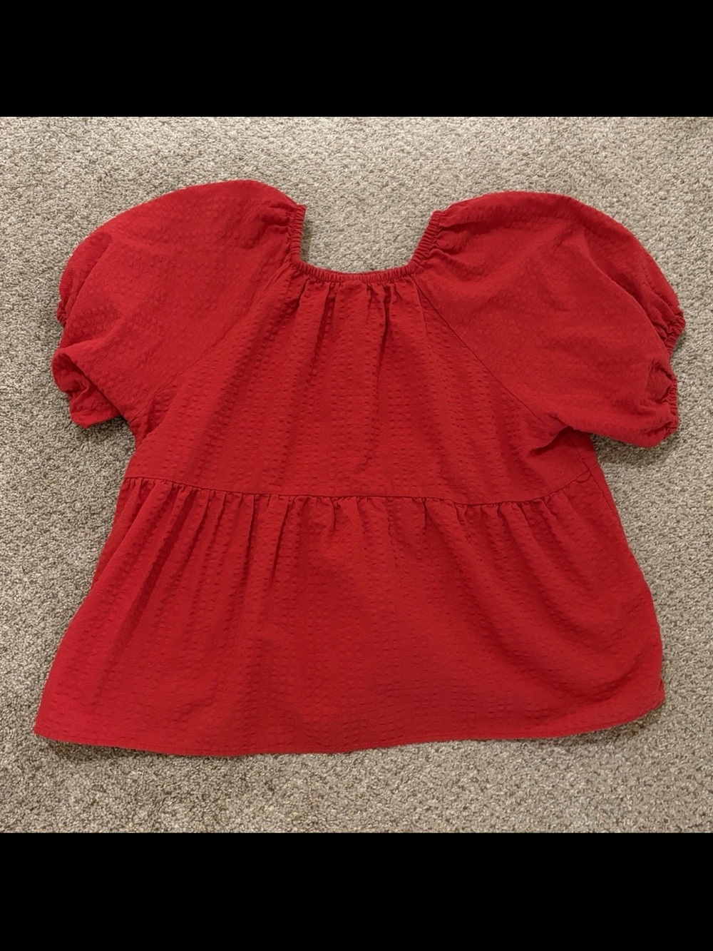 Old navy Red Puff-Sleeve Peplum Top - Picture 3 of 3